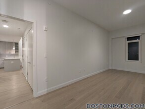 55 Brighton Ave in Boston, MA - Building Photo - Building Photo