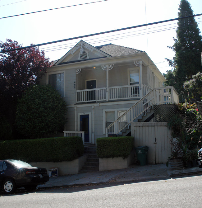 407-409 Washington Ave in Richmond, CA - Building Photo - Building Photo