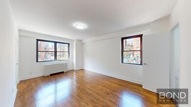 401 E 88th St in New York, NY - Building Photo - Building Photo