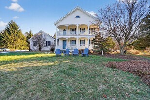 12 Taghkanic Churchtown Rd in Craryville, NY - Building Photo