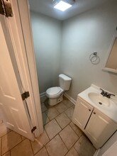 7725 S Kingston Ave in Chicago, IL - Building Photo - Building Photo