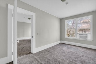 43 Cottrell St, Unit 43 in West Point, MS - Building Photo - Building Photo