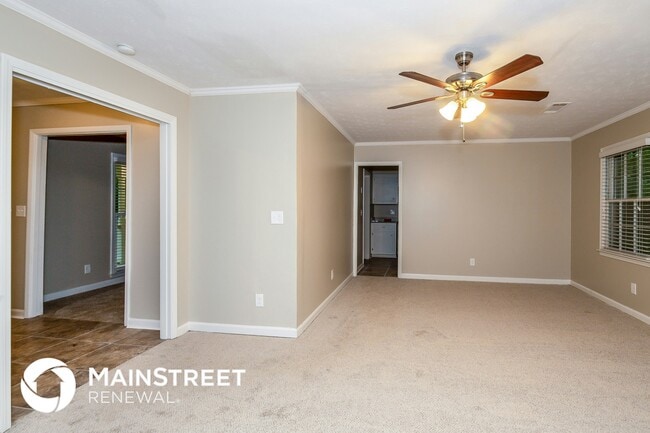 2135 Pinewood Dr in Covington, GA - Building Photo - Building Photo