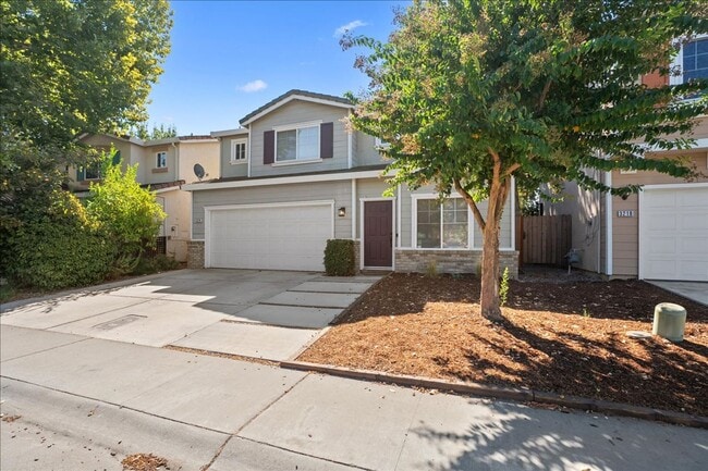 3224 Via Verde Terrace in Davis, CA - Building Photo - Building Photo