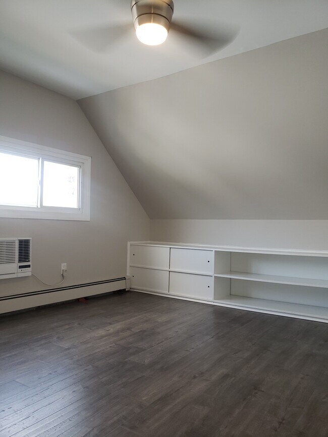 25 Deep Ln Rentals in Wantagh, NY