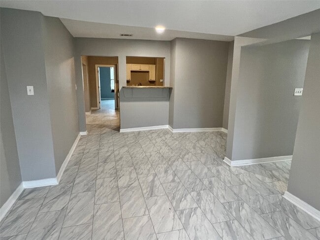 property at 510 W Gandy St