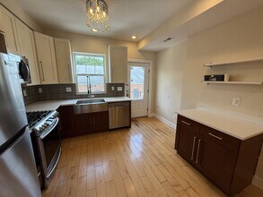 707 18th St NE in Washington, DC - Building Photo - Building Photo
