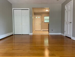 282 Grove St in Brookline, MA - Building Photo - Building Photo