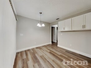 1107 Lyric Dr in Deltona, FL - Building Photo - Building Photo