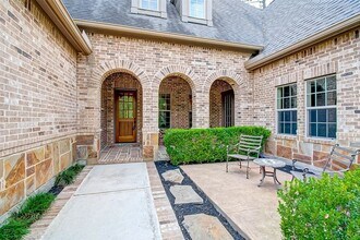 7 Shearling Ct in Spring, TX - Building Photo - Building Photo
