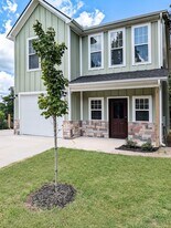 4 McHugh Ln in Bella Vista, AR - Building Photo