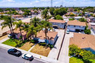 8991 Dorothy Ave in South Gate, CA - Building Photo - Building Photo