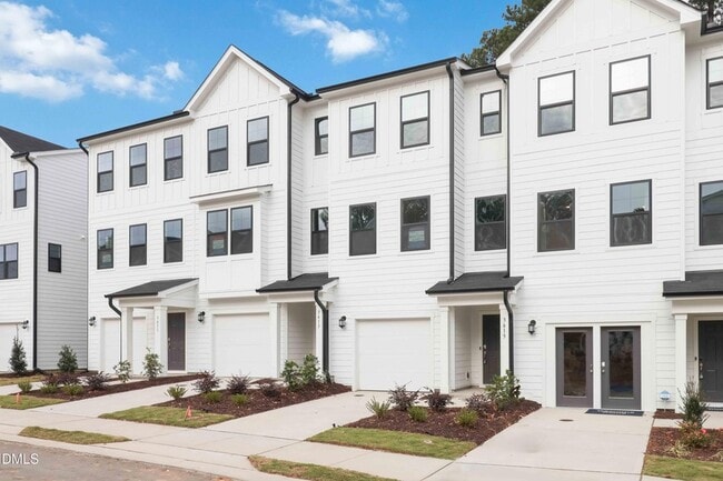 3615 Elm Grv Ln in Raleigh, NC - Building Photo - Building Photo