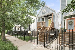 2962 N Allen Ave in Chicago, IL - Building Photo