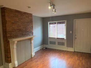 3950-3952 Woolslayer Wy in Pittsburgh, PA - Building Photo - Building Photo