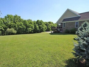 109 Lantern Trail in Midway, KY - Building Photo - Building Photo