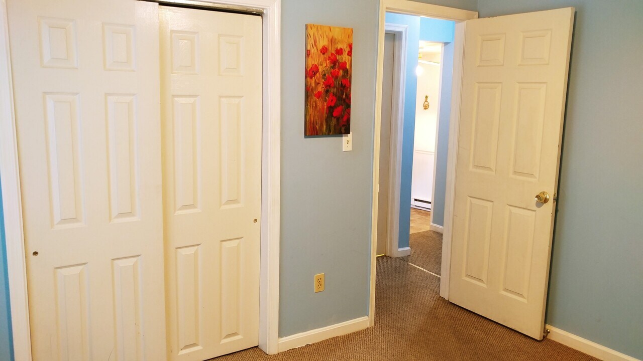 82 E Main St, Unit C in Westminster, MD - Building Photo