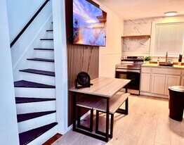 163 Broadway, Unit 2 in Bangor, ME - Building Photo