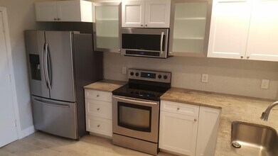 17046 Boca Club Blvd in Boca Raton, FL - Building Photo - Building Photo