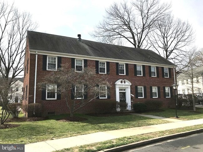 property at 2914 13th Rd S