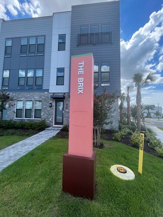 2308 Brix St in Orlando, FL - Building Photo