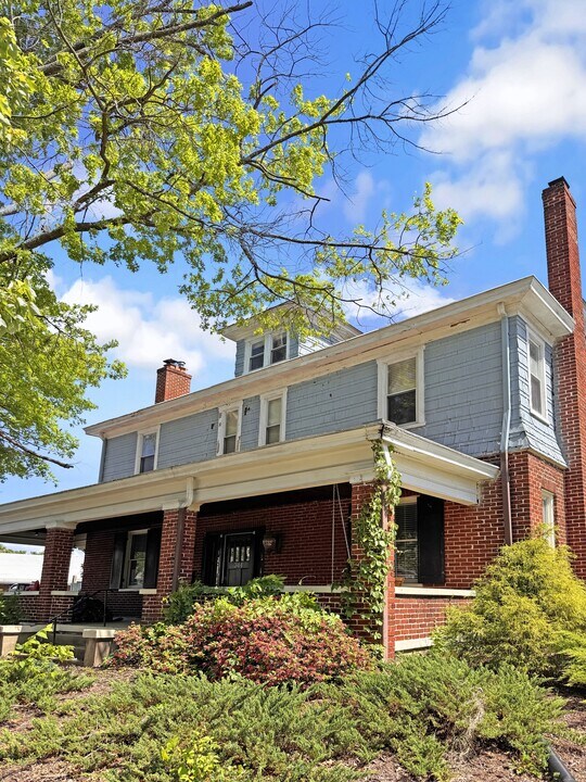 344 King George Ave SW in Roanoke, VA - Building Photo