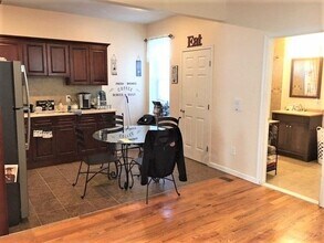127 W 19th St in Bayonne, NJ - Building Photo - Building Photo
