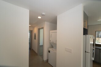 733 Hoopai St, Unit Back 2 in Pearl City, HI - Foto de edificio - Building Photo