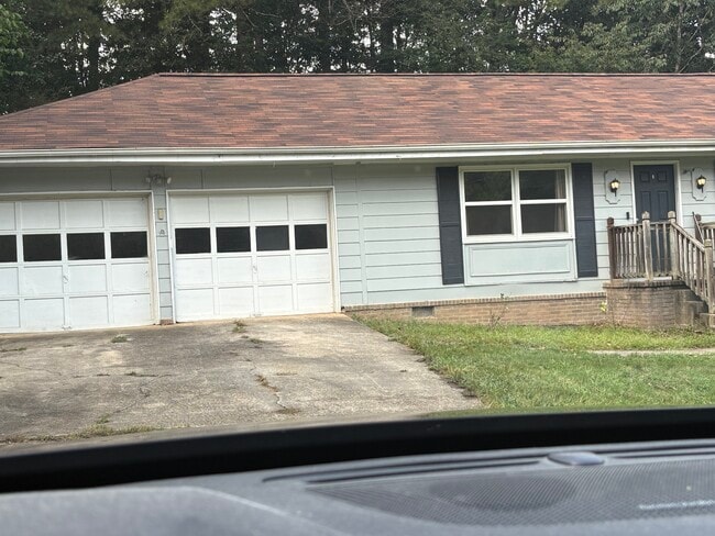 108 Woodglen Ct