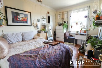 12 Sutherland Rd, Unit 4 in Boston, MA - Foto de edificio - Building Photo