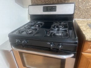 529 54th St in West New York, NJ - Foto de edificio - Building Photo