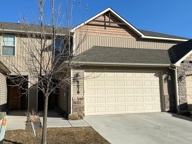 8878 W Evening Star Ln