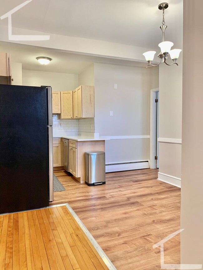 170 Winthrop Rd in Brookline, MA - Building Photo - Building Photo