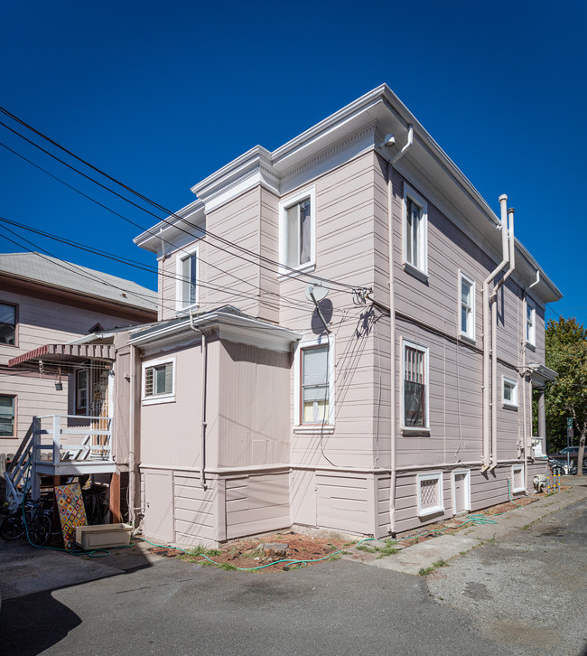 2032 Parker St in Berkeley, CA - Building Photo - Building Photo