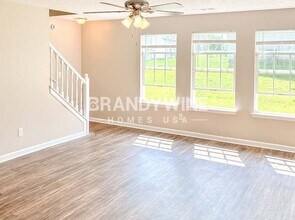 6202 Hickory Ln Cir in Union City, GA - Foto de edificio - Building Photo