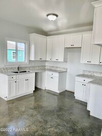 150 Le Village Loop photo'