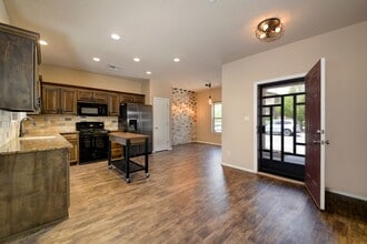 804 Palo Duro Dr in Bernalillo, NM - Building Photo - Building Photo