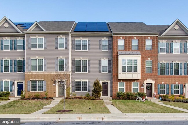 property at 1314 Hawthorn Dr