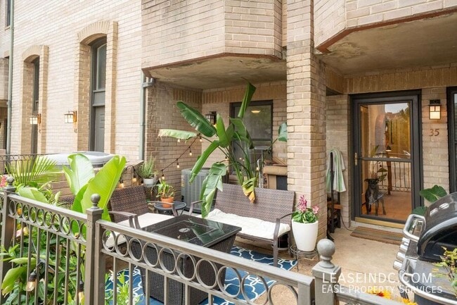 1325 13th St NW in Washington, DC - Building Photo - Building Photo