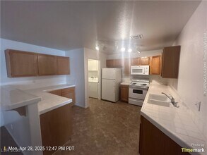 3637 Ian Thomas St in Las Vegas, NV - Building Photo - Building Photo