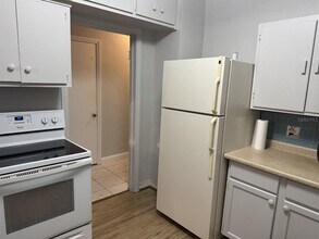 1137 NE 9th St in Ocala, FL - Building Photo - Building Photo