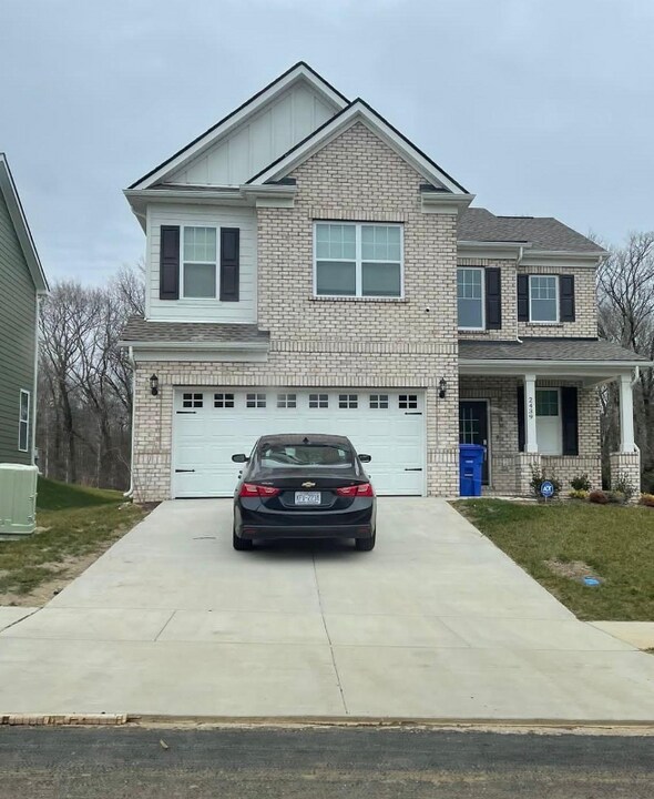 2439 William's Rdg Dr in Columbia, TN - Building Photo