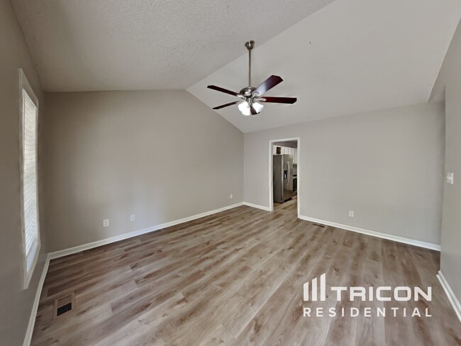 1031 Laurel Leaf Rd in Zebulon, NC - Building Photo - Building Photo