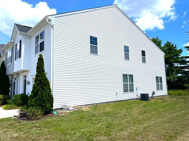 262 Garrison Way in Fruitland, MD - Building Photo - Building Photo
