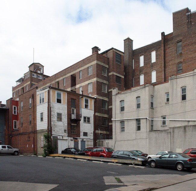 941 W Hamilton St in Allentown, PA - Building Photo - Building Photo