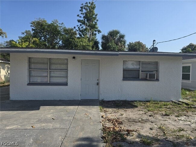 property at 3135 Blount St