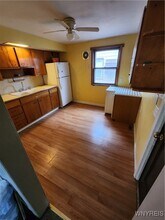 27 Folger St in Buffalo, NY - Building Photo - Building Photo