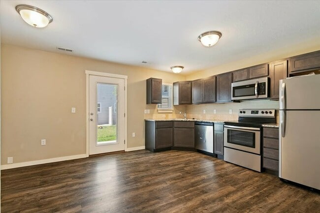 Timbercreek Townhomes in Nampa, ID - Building Photo - Building Photo