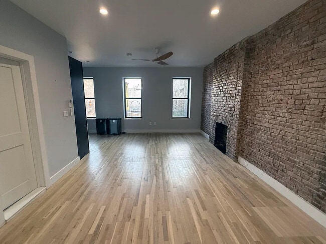 461 3rd Ave, Unit 3 in Brooklyn, NY - Foto de edificio - Building Photo