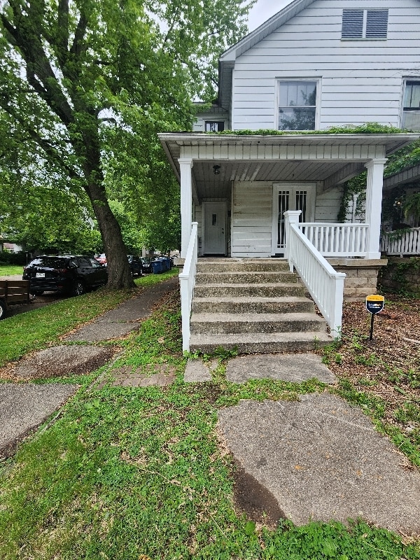 property at 1600-1601 S Center St
